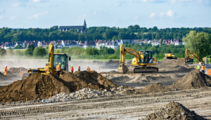 découvrez les travaux de terrassement en cours aux clairions à auxerre, un projet commercial ambitieux visant à revitaliser la zone et à offrir de nouvelles opportunités. restez informé des avancées de ce chantier déterminant pour le développement économique local.